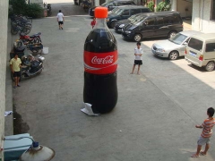 4m ρεκόρ φουσκωτών φιαλών coca cola