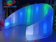 Inflatable Curved Wall